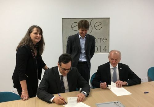 EASE devient le démonstrateur du BCG pour la filière pharma